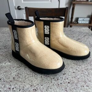 UGG Classic Clear Mini Boots 1113190